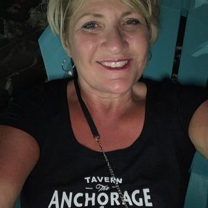 Meet your Posher, Sharon